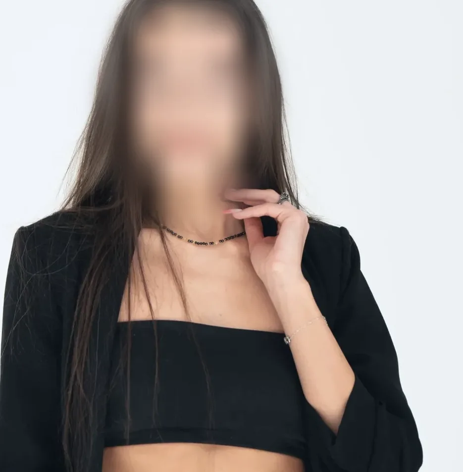 Amanda, 28