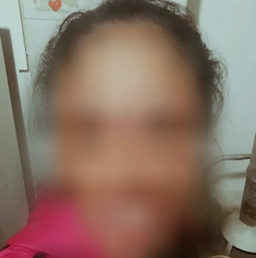 Karin, 39