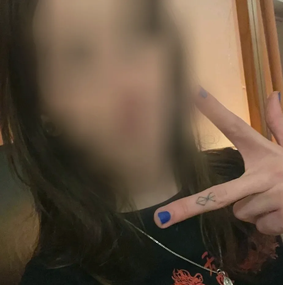 Molly, 21